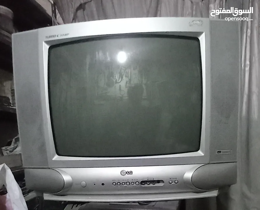 سانيو و LG شغالات ميه ميه على تسكيرة المصنع كل واحد بعشرة دنانير