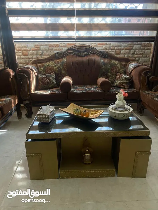 طقم كنب لغرفة الجلوس