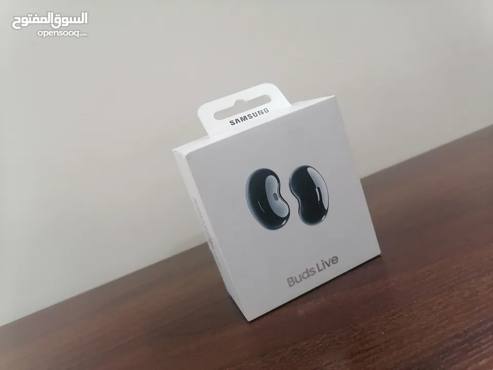 سماعه SAMSUNG Buds Live للبيع حالة الوكاله