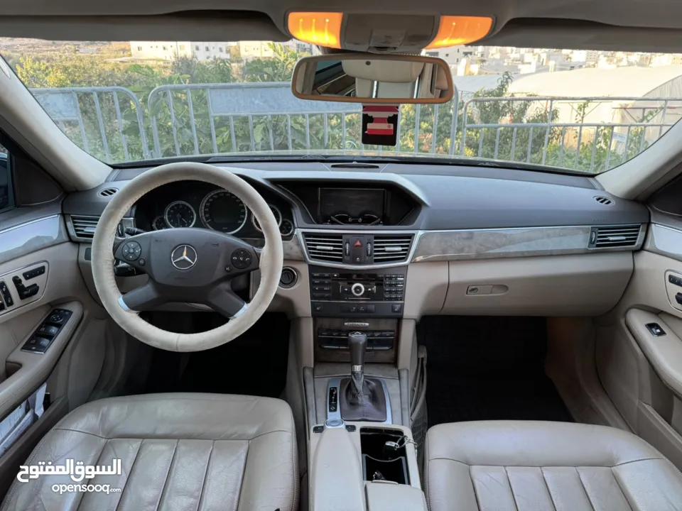 مرسيدس E250
