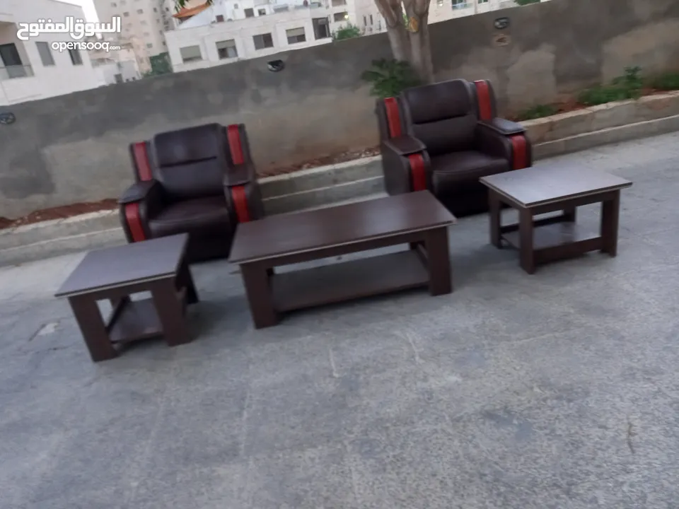 كنبايات مفرد عدد اثنين بحاله جيده جدا للبيع الموقع عمان الجبيهات
