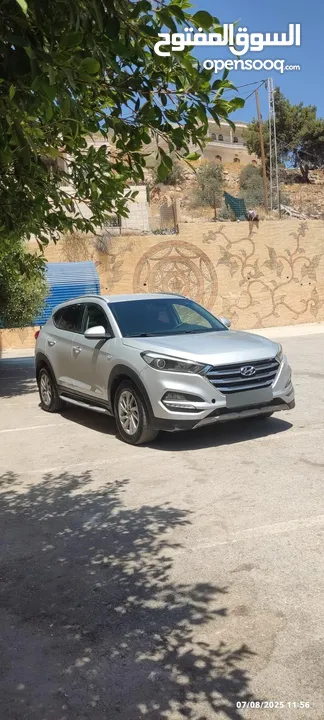Hyundai Tuscan 2016