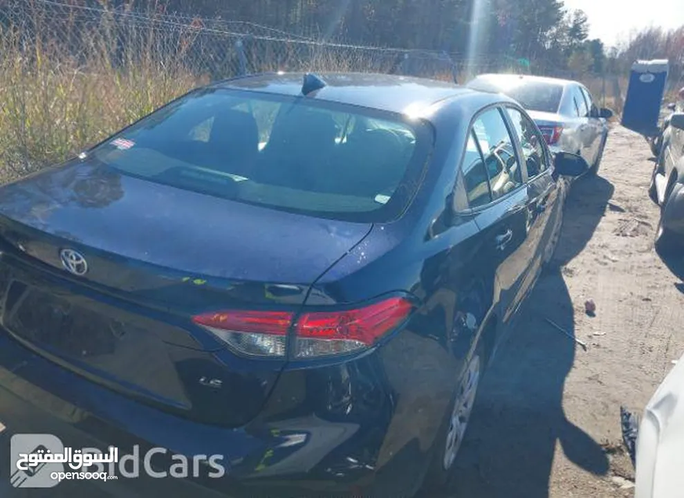 TOYOTA COROLLA 2023 LE  بدون ايرباك محرك 2000