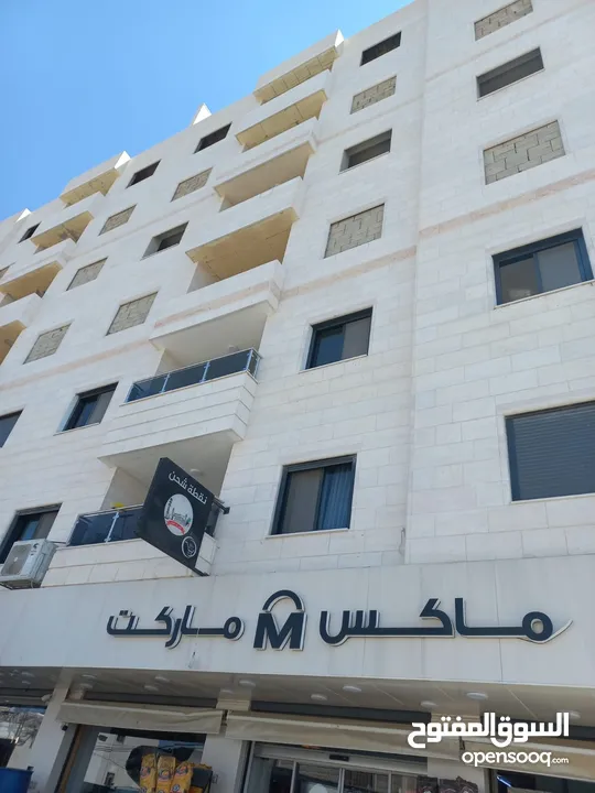 عقار مميز للبيع - شقة سكنية - حلحول زبود