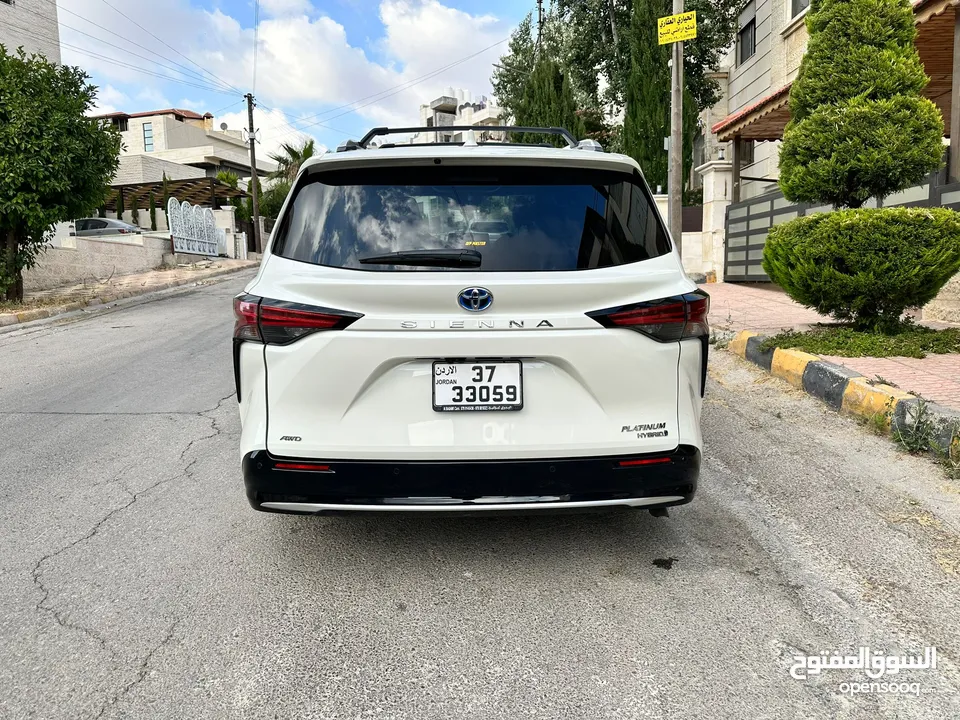 2021 Toyota Sienna Platinum Hybrid AWD