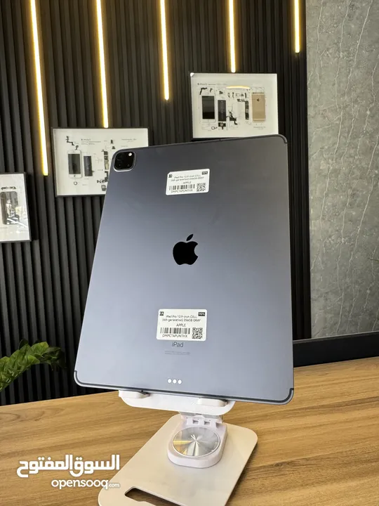 iPad Pro 12.9 2020 iPad Pro الجيل الرابع 256GB آيباد برو Wi-Fi رمادي  مستعمل iPad Pro للبيع