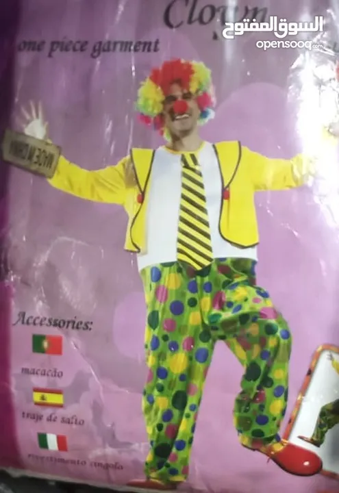 لباس كلاون معها قناع وباروكه مجانا زمتوفر توصيل