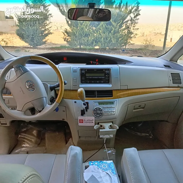تويوتا بريفيا للبيع