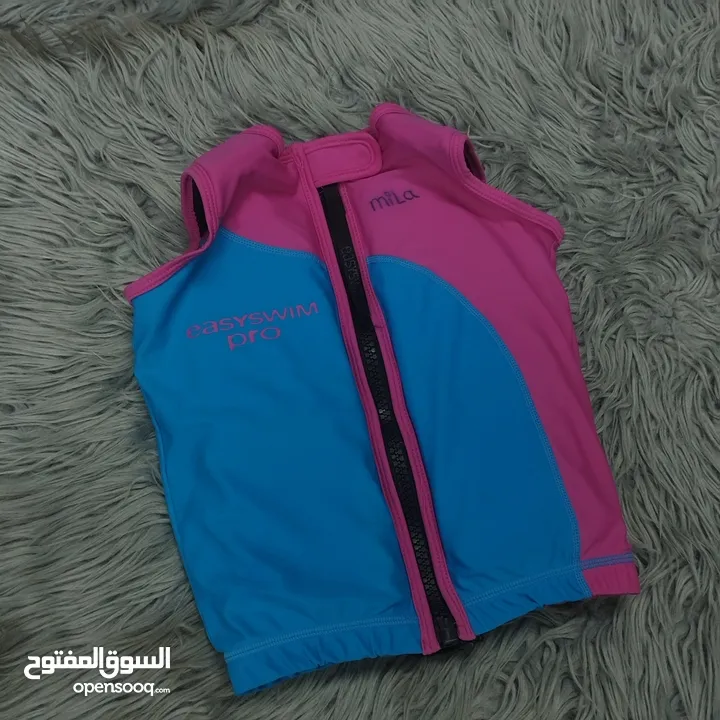 اكسسوارات وسكيتات وألعاب أخرى
