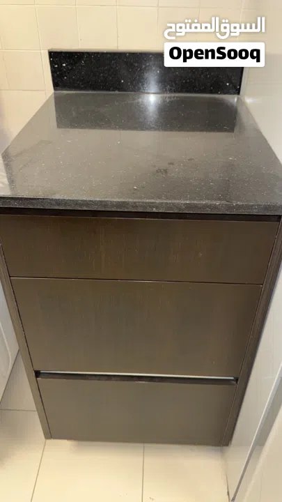 مطبخ خشبي راقي جدا من شركة كلوزست المعروفة