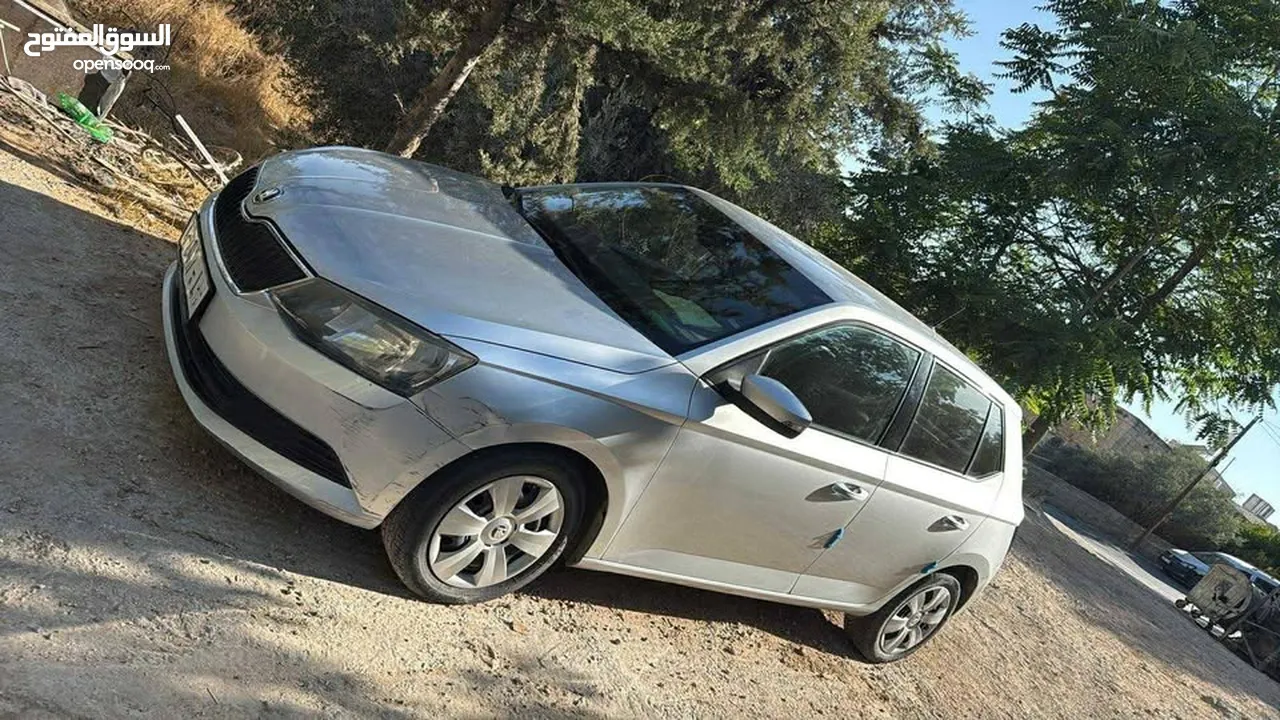 سكودا فابيا 2015