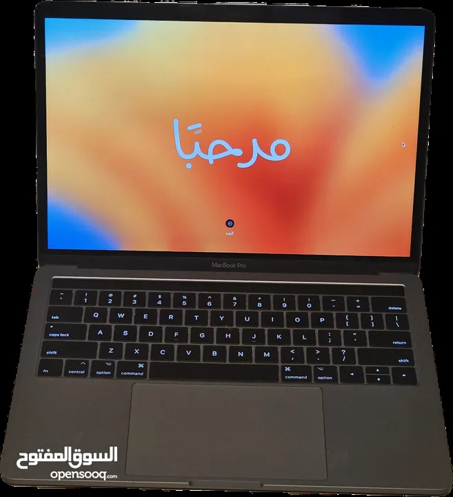 MacBook Pro (13-inch, 2017, Four Thunderbolt 3 ports) جهاز إستعمال بسيط بحالة ممتازة كأنه جديد