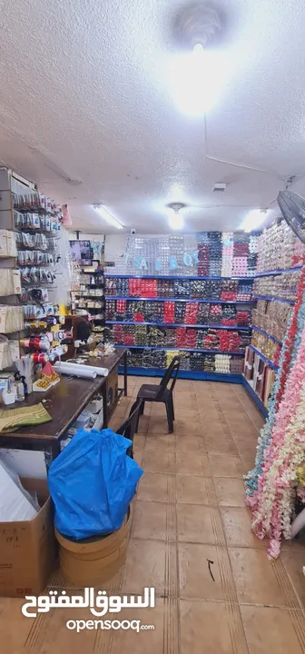 فرصة رائعة جدا  محل البيع جيد جداً محل تجهيز مناسبات وا الهدايا