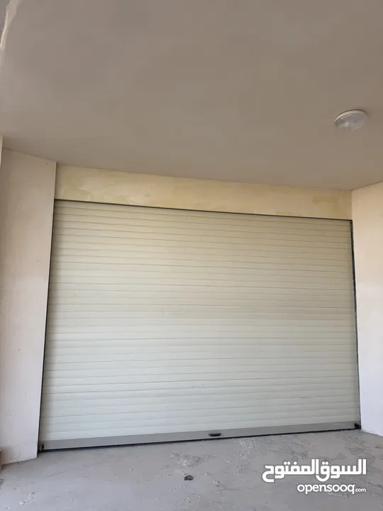 محل للإيجار بناء جديد