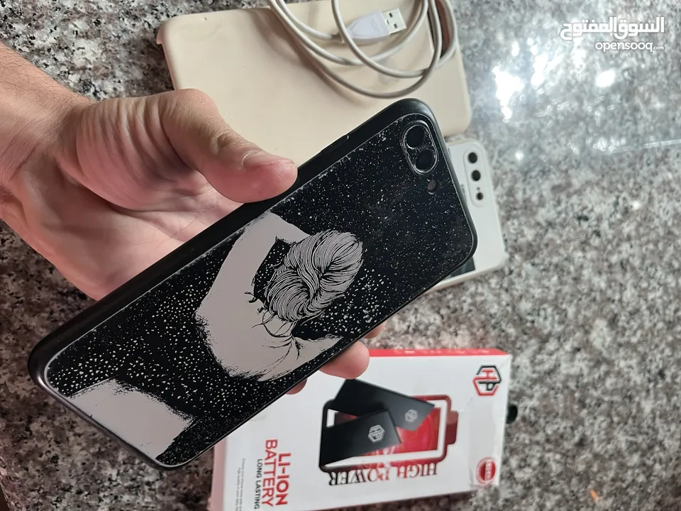 iphone 8+  ايفون 8 بلس
