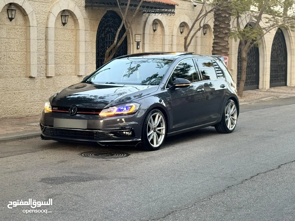 جولف 2019 فل مع بانورما