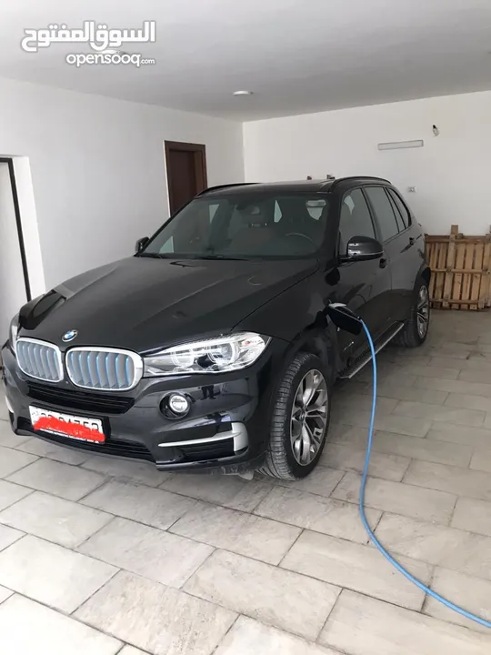 سيارة BMW X5 فل وارد الوكالة plugin