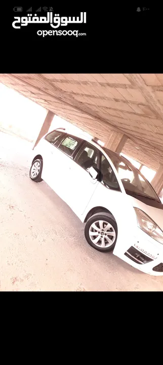 ستروين بيكاسو c4 2012. 7 ركاب