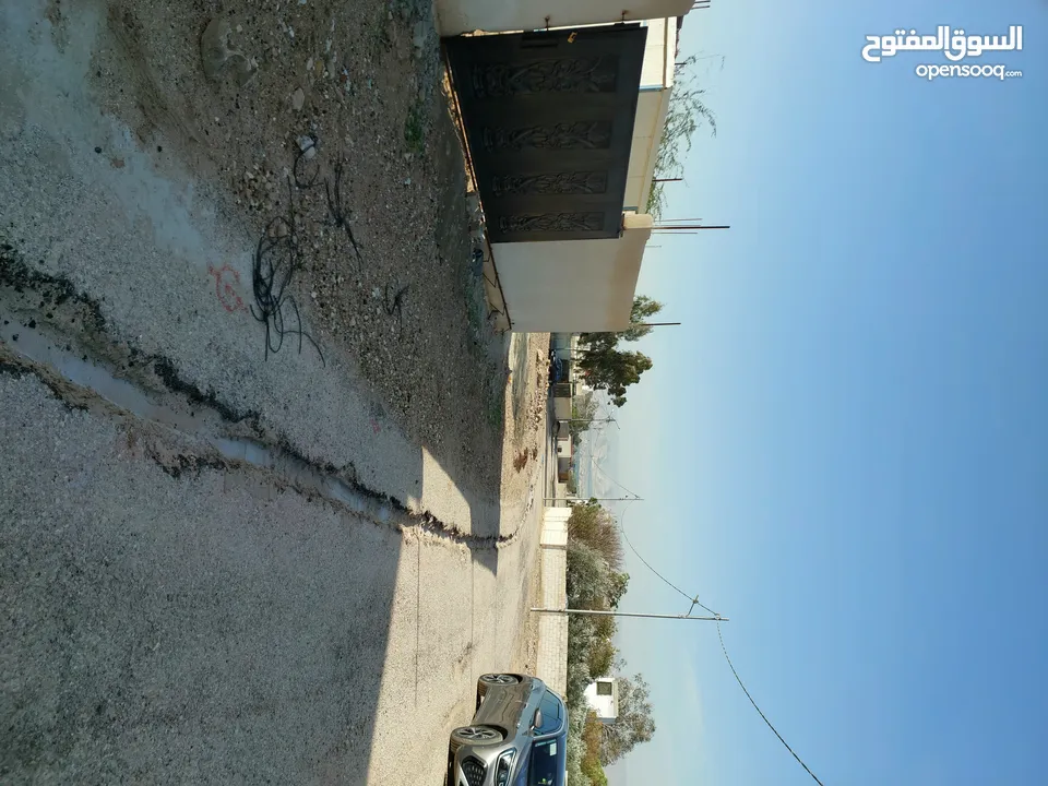 ارض بالغور للبيع بسعر حرق