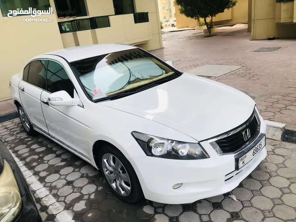 Honda Accord 2008 1.6L 4cylinder full option without sunroof