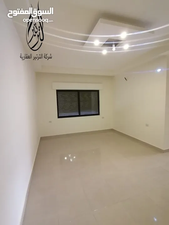 شقة فاخرة للبيع طابق ثالث  مساحه 127م2 – في اجمل مناطق  ضاحية الأمير علي