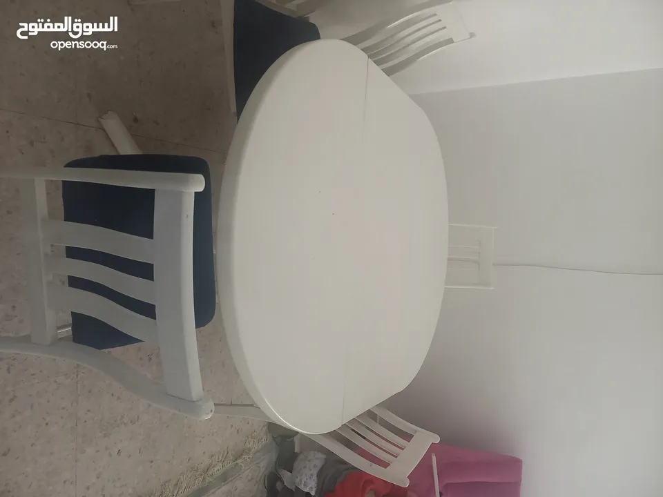 طاوله سفره بتتكبر وتتصغر