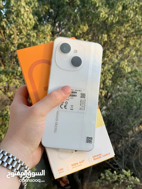شبيه الايفون تكنو سبارك g1 128 جيجا الرام 4GB+4GB كفالة 13 شهر على الجهاز طبعا جديد مع مرفقاته