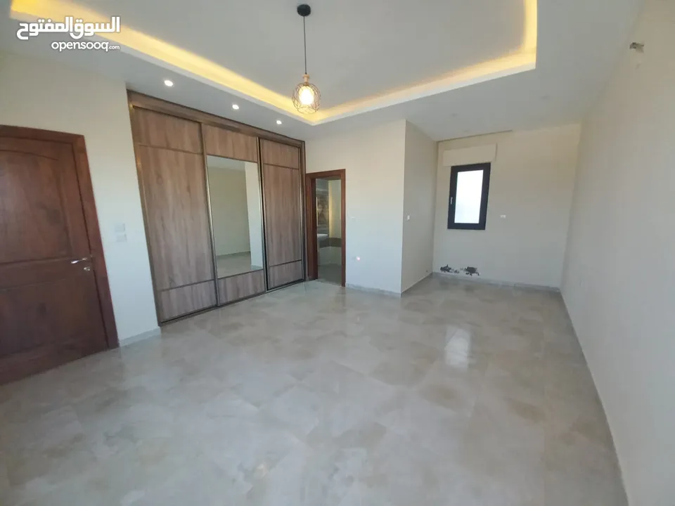 شقة دوبلكس في أرقى واجمل مناطق دابوق ثالث مع روف