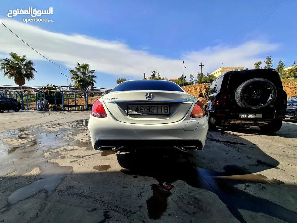 مرسيدس بنز C300e