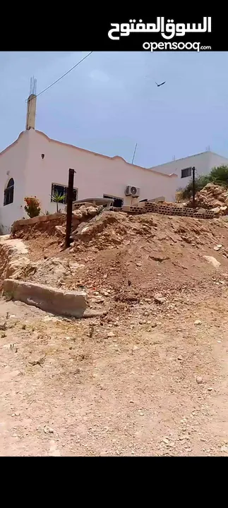 بيت مستقل للبيع