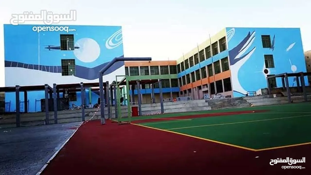 رسام وخطاط ونحات (محترف)