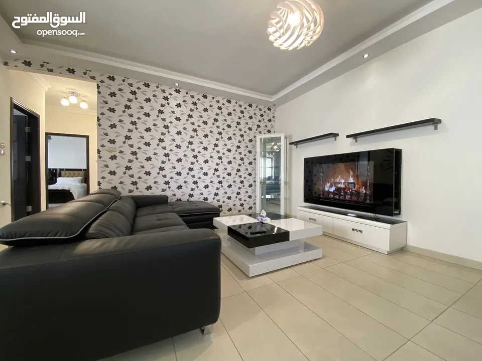 شقة فخمة مفروشة كامل للإيجار-طابق ثاني-110م-الصويفية- 3 دقايق من Swefieh village