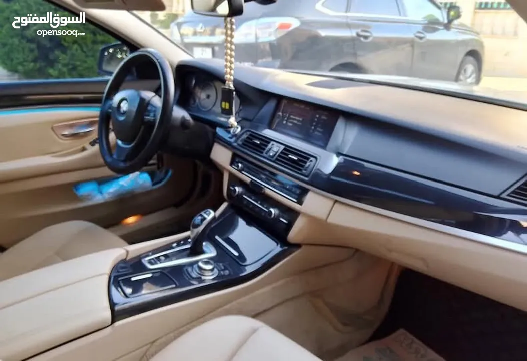 للبيع BMW F10 528  ia 2013