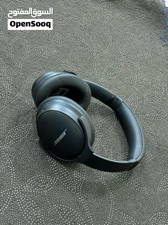 20+ Headphones available  Oh specs only (brand - Sony Boss Apple Beats JBL etc,.)