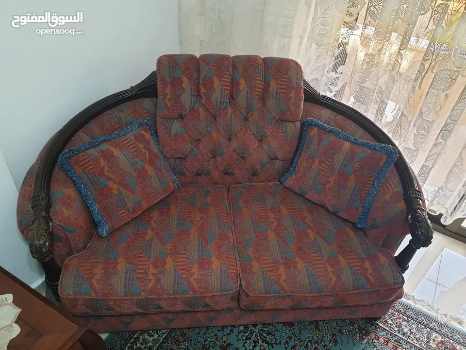 كنبة مزدوجة فخمة بحالة الجديده