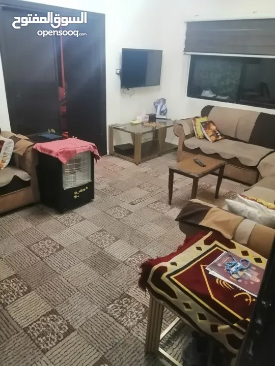 شقة للبيع مطلة طابق ثالث واصل جميع الخدمات