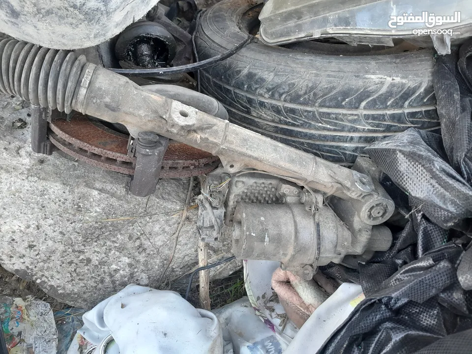 بيجو 207  قطع