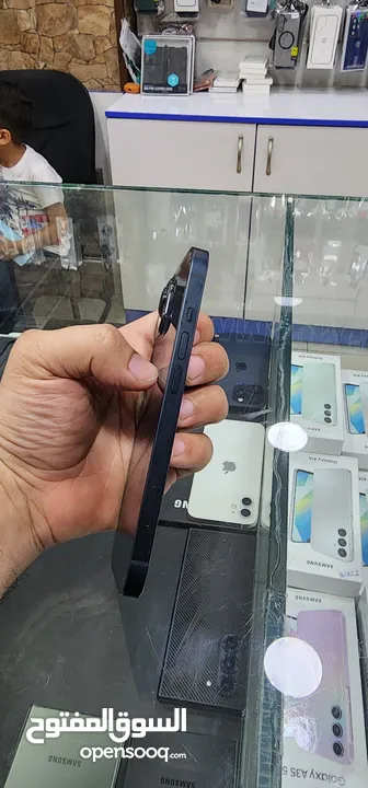 iPhone 13 128GB بسعر مميز جدا