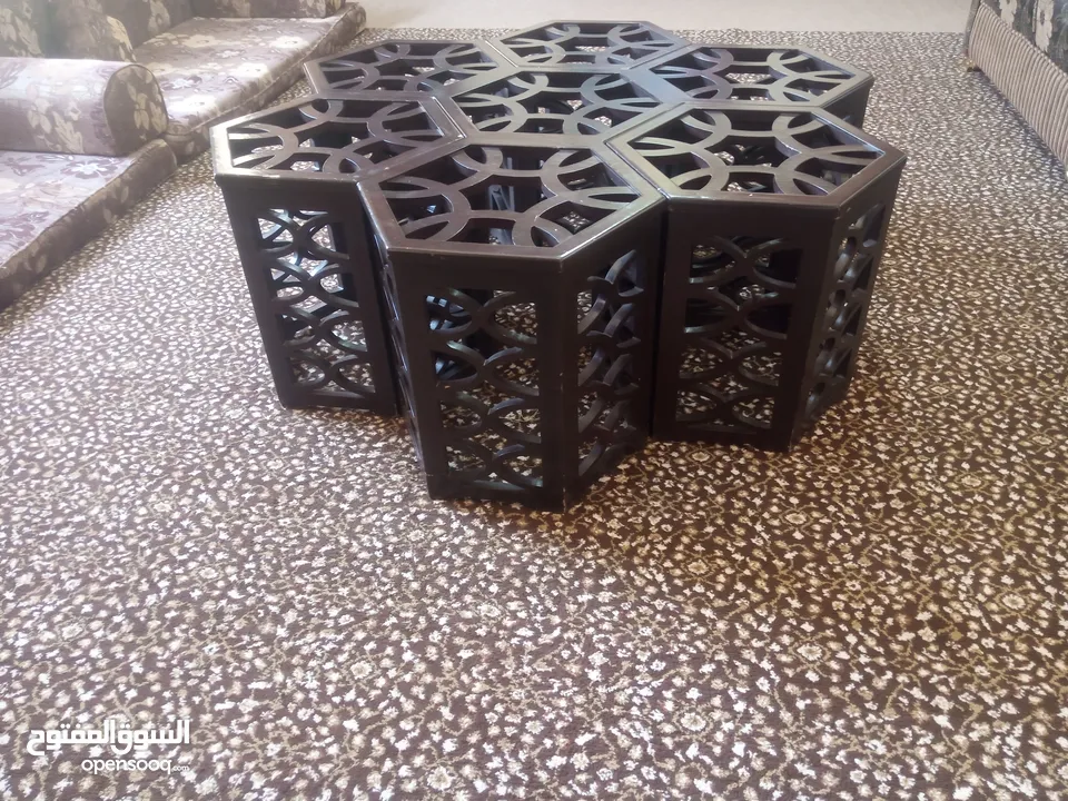 طاوله ارابيسك لغرف الضيوف خشب ثقيل حجم كبير