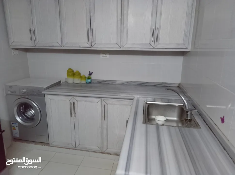 مطبخ المنيوم مستعمل ....