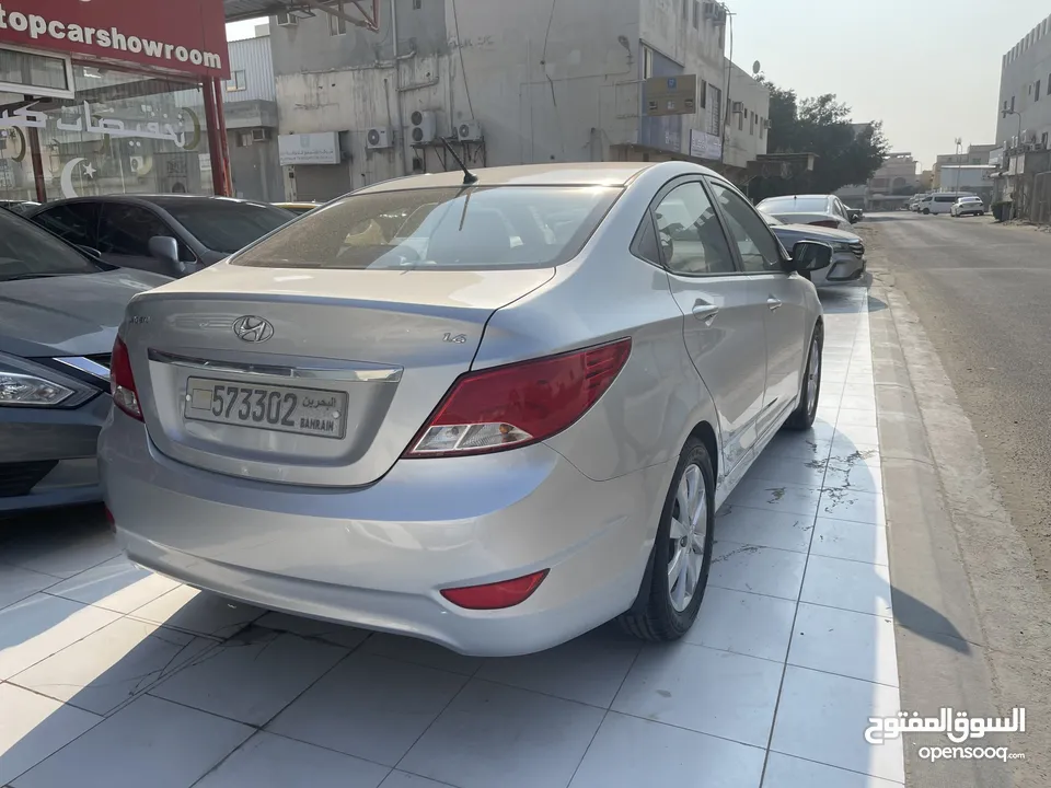 Hyundai accent 2016