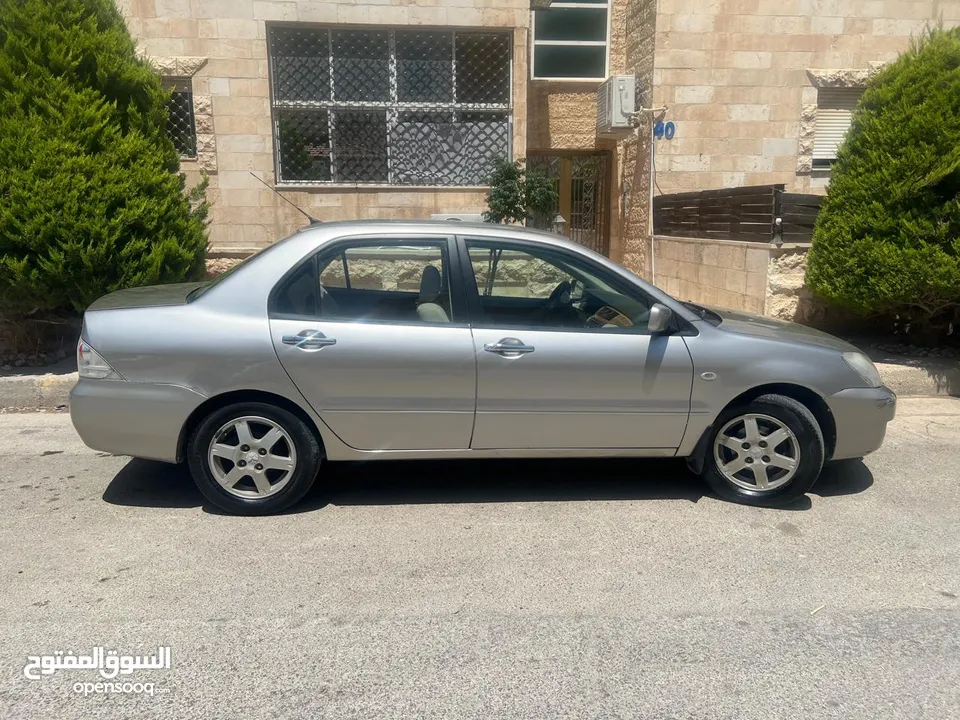 ميتسوبيشي لانسر glx 2007