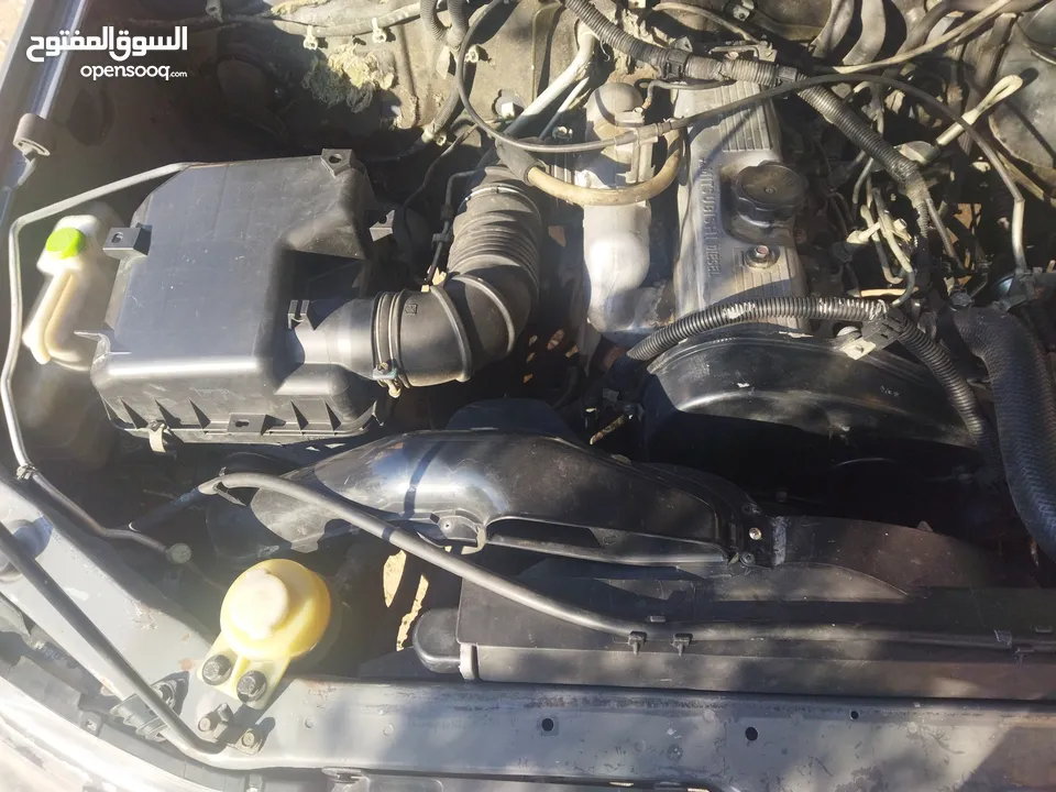 بك اب متسوبيشي L200 موديل 2010 عادي