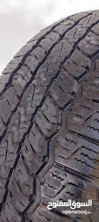 كوشوك دنلوب 235/70/16 بحاله جيده