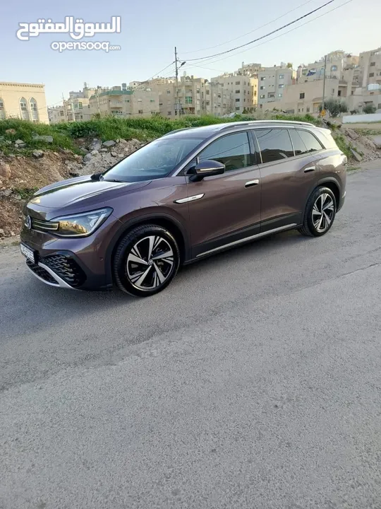 ID 6 Crozz pro اعلى صنف موديل 2022  فل اضافات فتحه متحركه وعداد 42 الف ما زالت تحت الكفاله