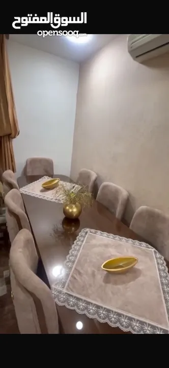 طاولة طعام 8 كراسي خشب زان بحالة الوكالة تفصيل