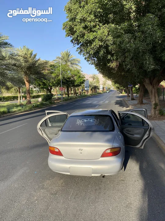 هيونداي أفانتي 96