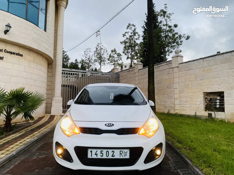 كيا برايد فل اوتماتك 2015 بحالة الشركة ترخيص وتأمين شامل الله يبارك لصاحب النصيب..