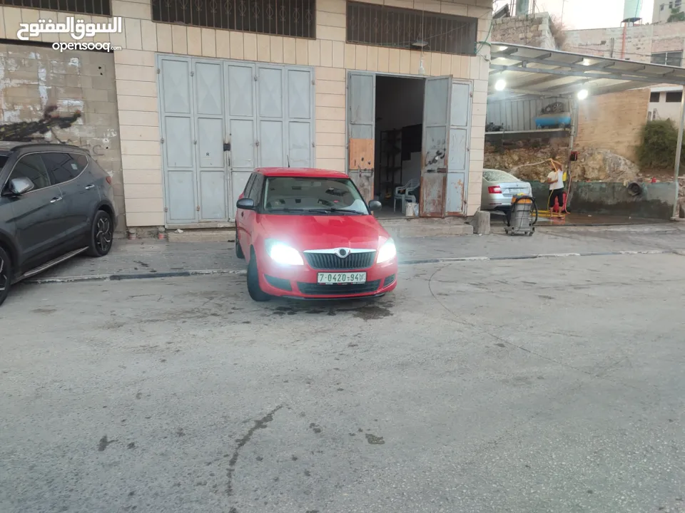 سكودا فابيا بنزين برايفت جير عادي