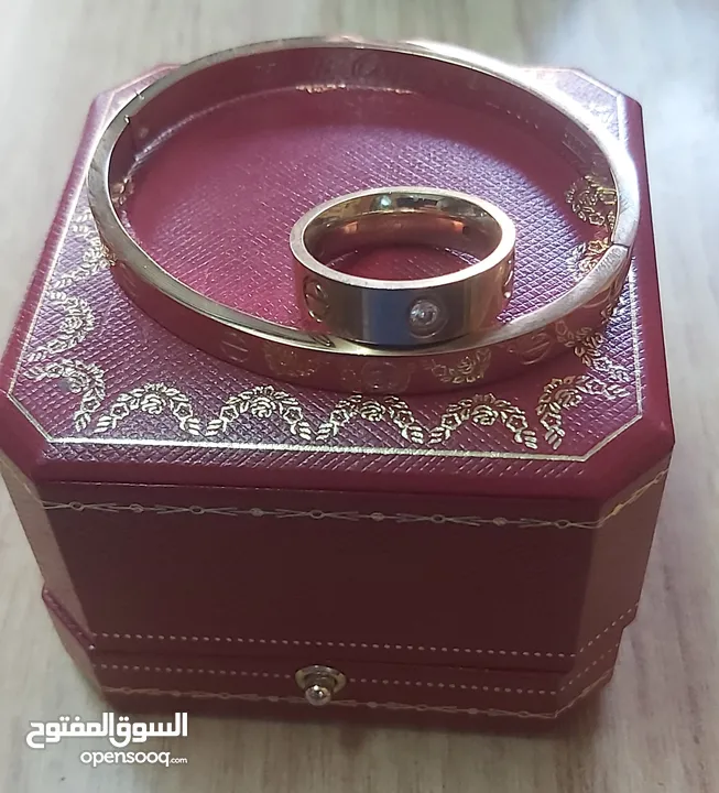 طقم اسواره وخاتم كارتير جديد مع العلبه الاصليه